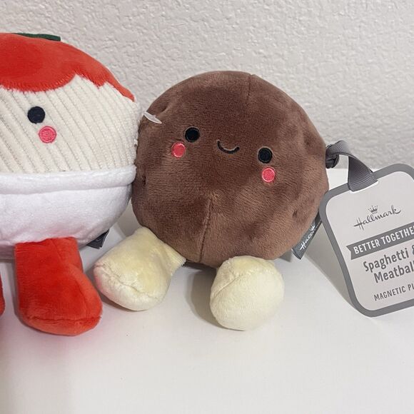 Hallmark Better Together Spaghetti and Meatball Magnetic Plush Pair Set w/ TAG - Picture 3 of 10